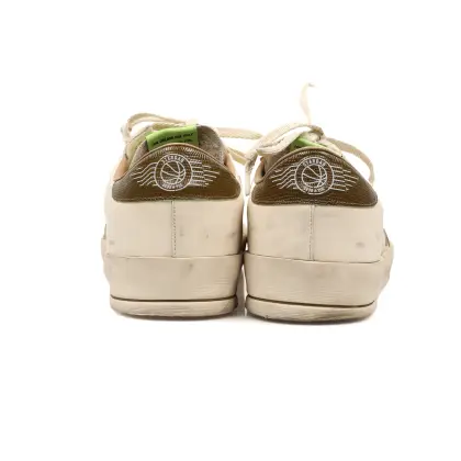 GOLDEN GOOSE 