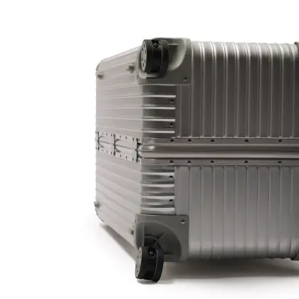 RIMOWA 
