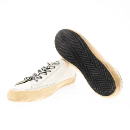 GOLDEN GOOSE 
