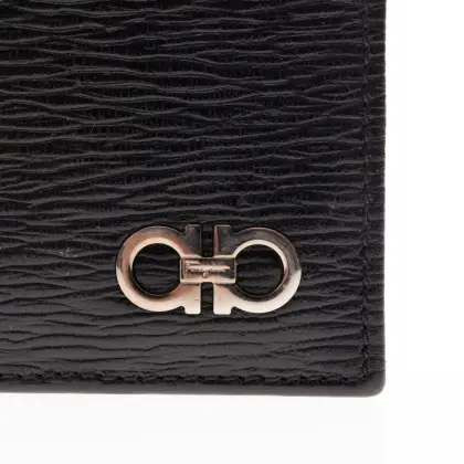 FERRAGAMO 