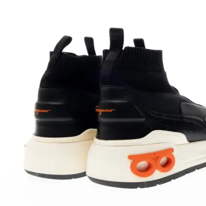 FERRAGAMO 