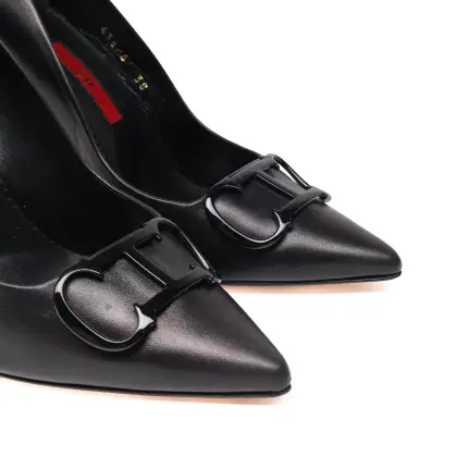 CAROLINA HERRERA 