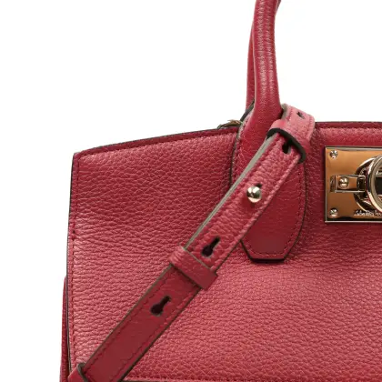 FERRAGAMO 