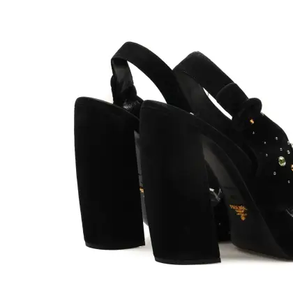 PRADA ZAPATILLAS CON TACON