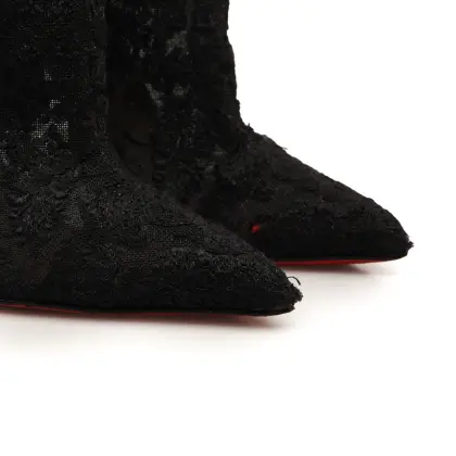 LOUBOUTIN 