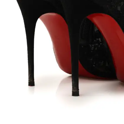 LOUBOUTIN 