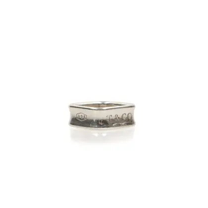 TIFFANY & CO 