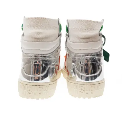OFF WHITE 