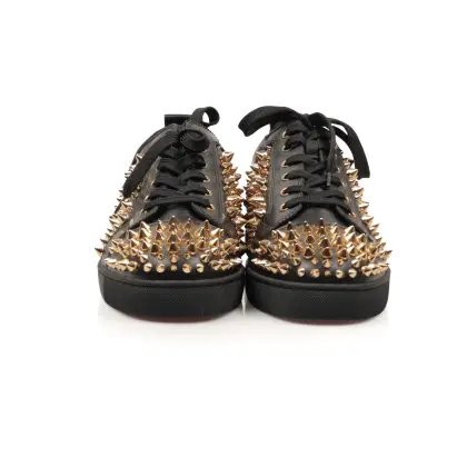 LOUBOUTIN 