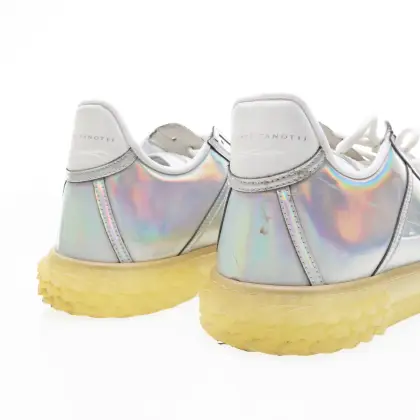GIUSEPPE ZANOTTI 