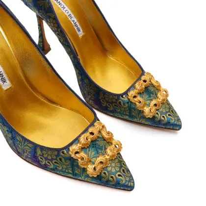 MANOLO BLAHNIK 