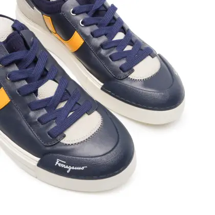 FERRAGAMO 