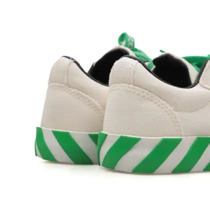 OFF WHITE 