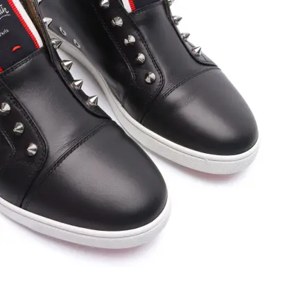 LOUBOUTIN 