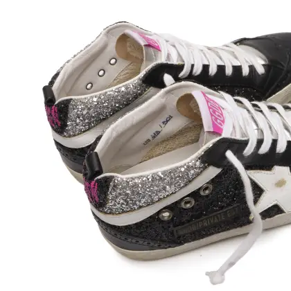 GOLDEN GOOSE 