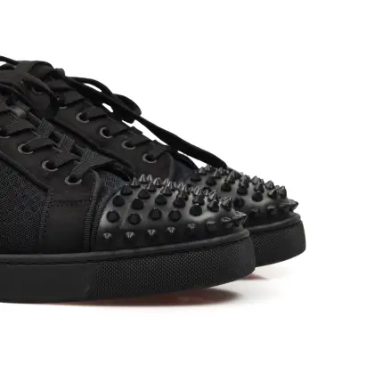 LOUBOUTIN 
