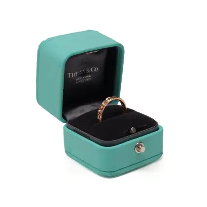 TIFFANY & CO 