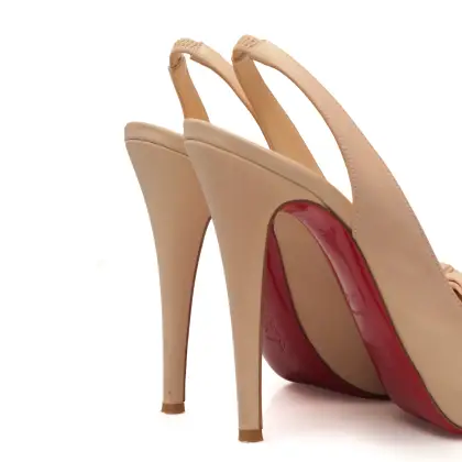 LOUBOUTIN 