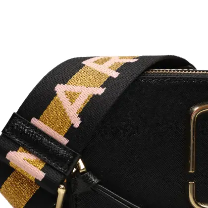 MARC JACOBS 