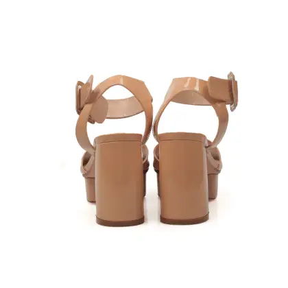 STUART WEITZMAN 