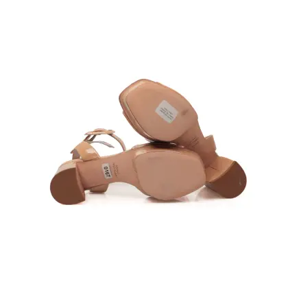 STUART WEITZMAN 