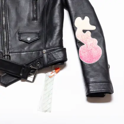 OFF WHITE 