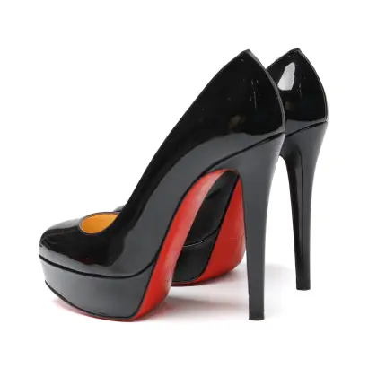 LOUBOUTIN 