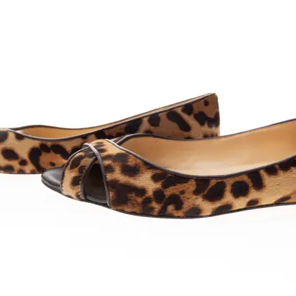 LOUBOUTIN 