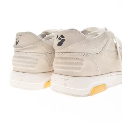 OFF WHITE 