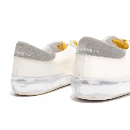 GOLDEN GOOSE 