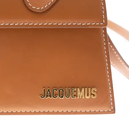 JACQUEMUS 