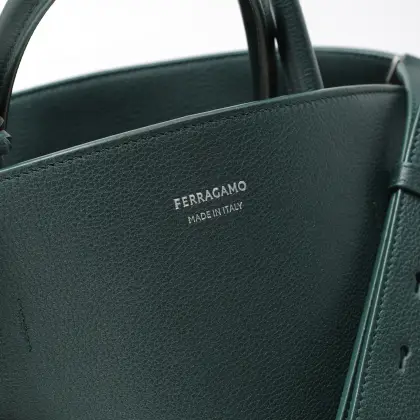 FERRAGAMO 