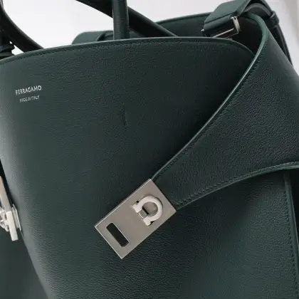 FERRAGAMO 