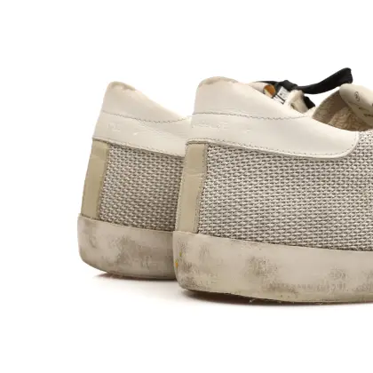 GOLDEN GOOSE 