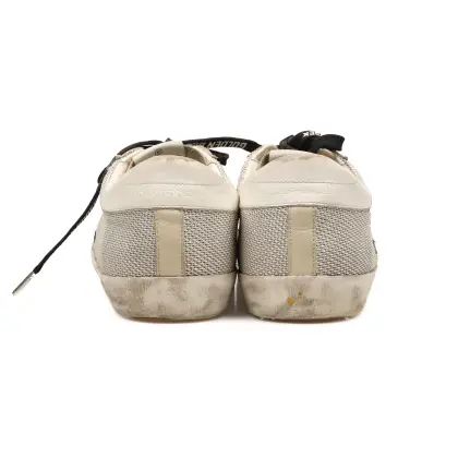 GOLDEN GOOSE 