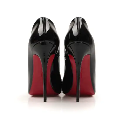 LOUBOUTIN 