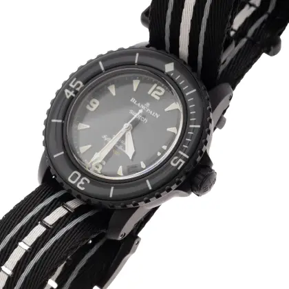 SWATCH 