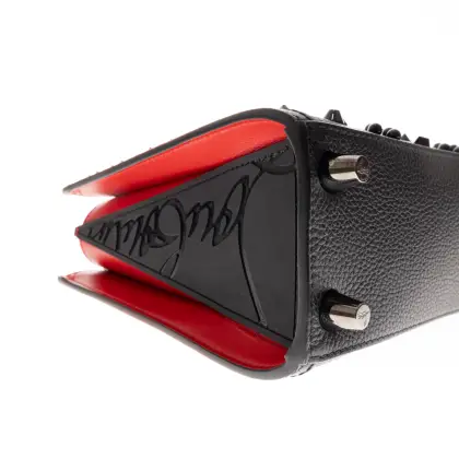 LOUBOUTIN 