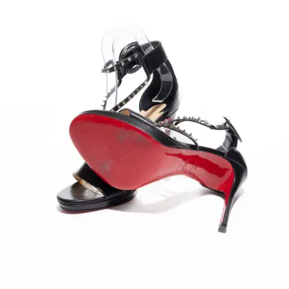 LOUBOUTIN 