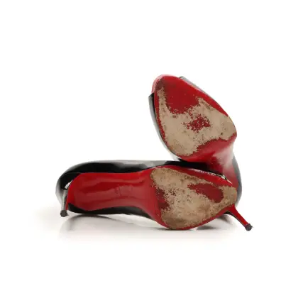 LOUBOUTIN 