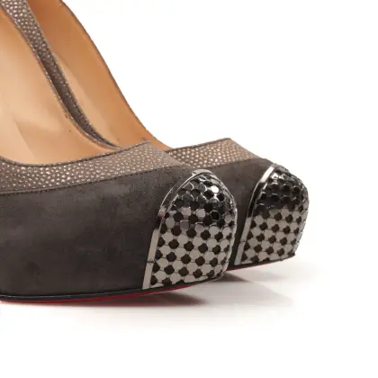 LOUBOUTIN 