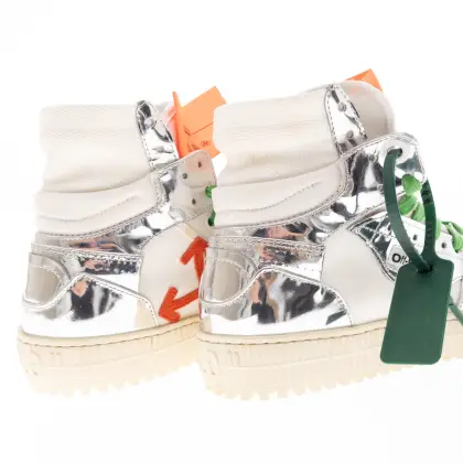 OFF WHITE 