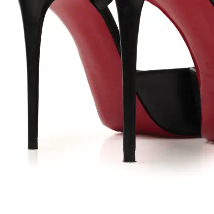 LOUBOUTIN 