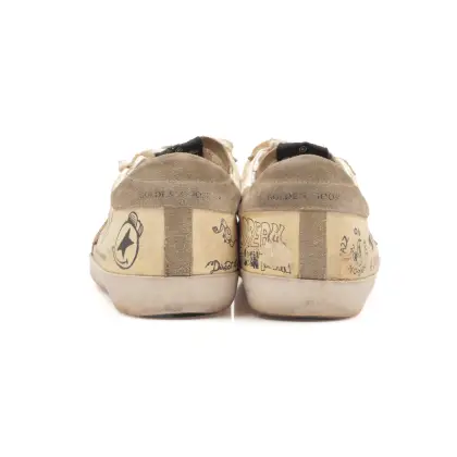 GOLDEN GOOSE 