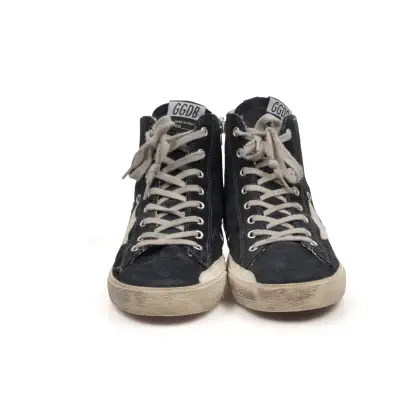 GOLDEN GOOSE 
