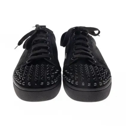 LOUBOUTIN 