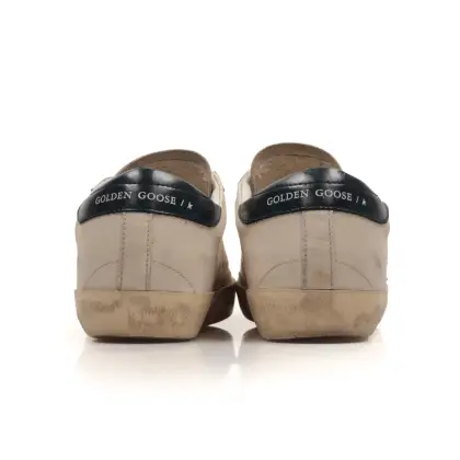 GOLDEN GOOSE 