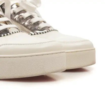 LOUBOUTIN 