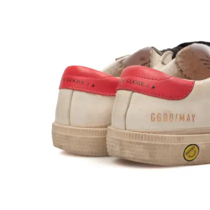 GOLDEN GOOSE 