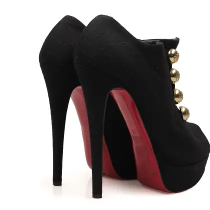 LOUBOUTIN 